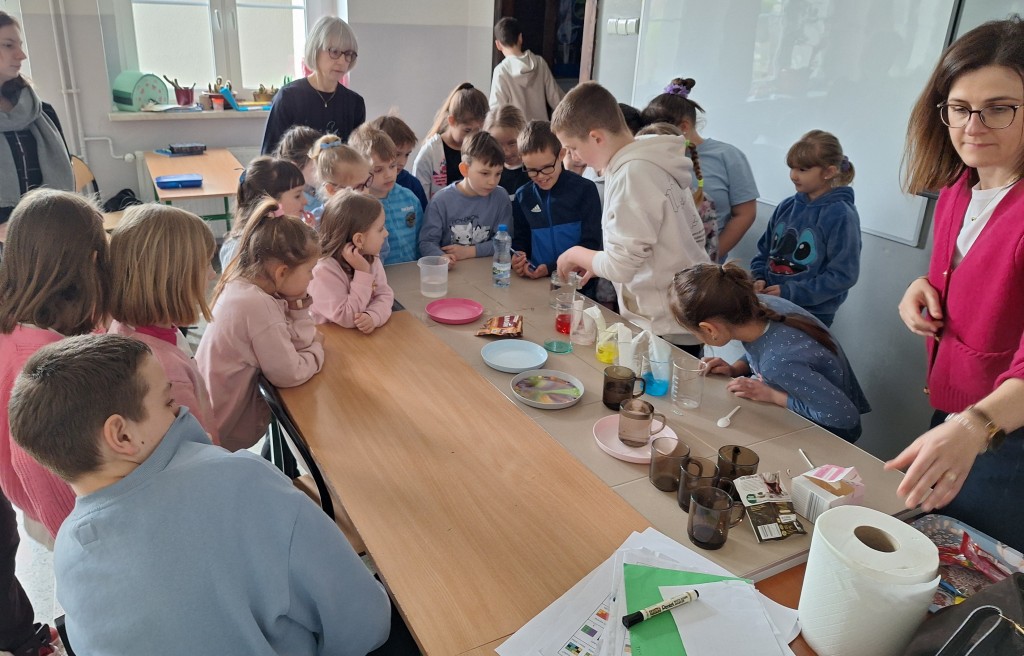 Doświadczenia z wodą.